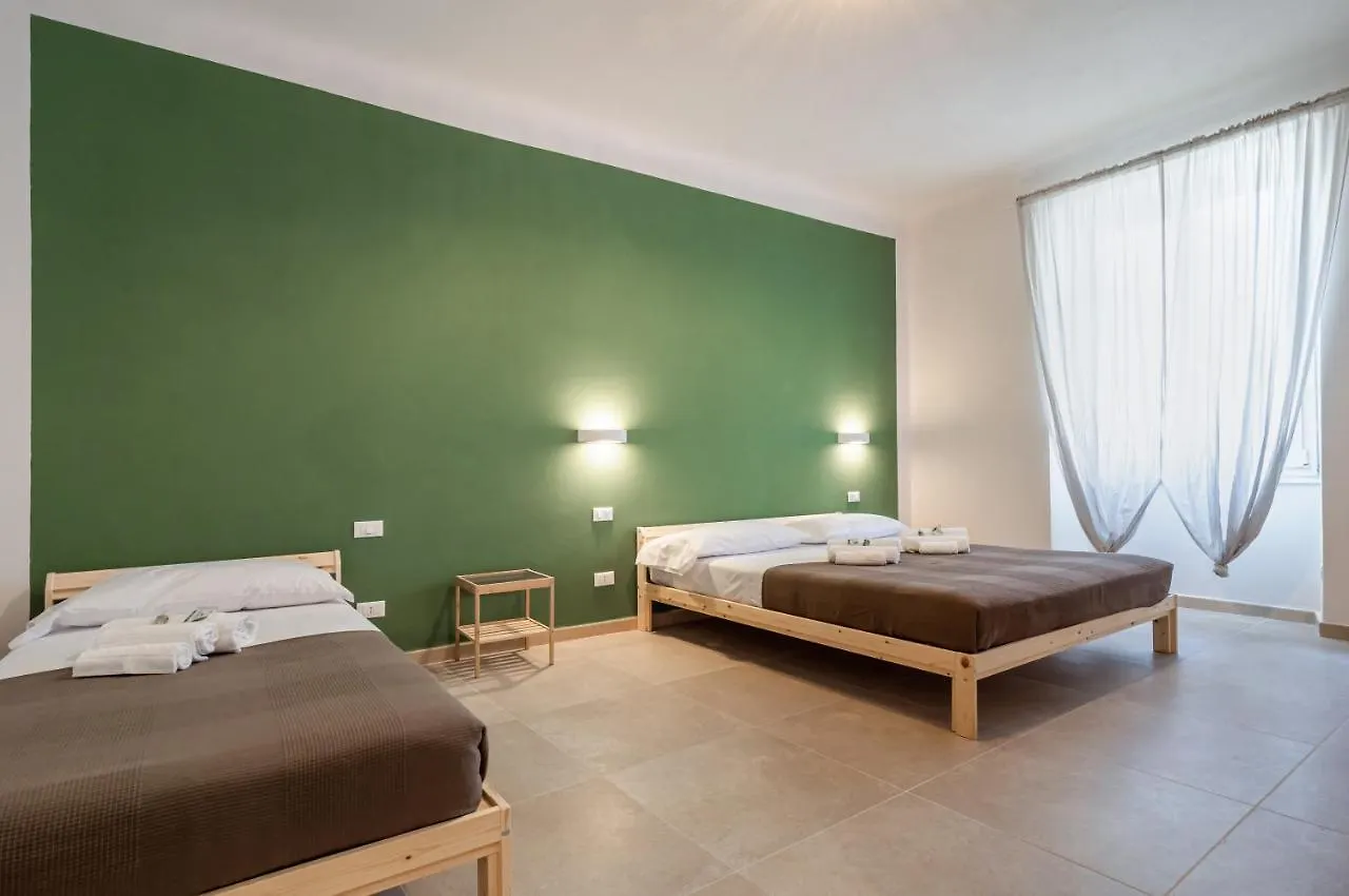 Lovely Oasi Apartment X7 - Near Central Station La Spezia