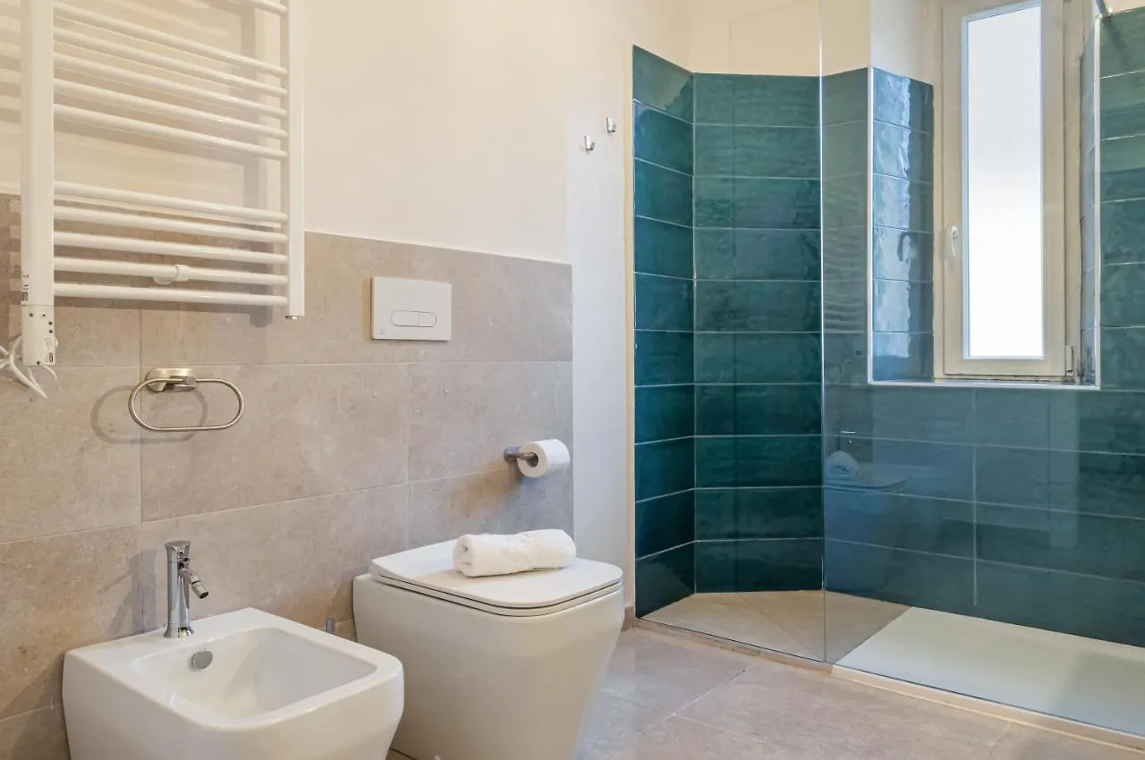 Lovely Oasi Apartment X7 - Near Central Station La Spezia